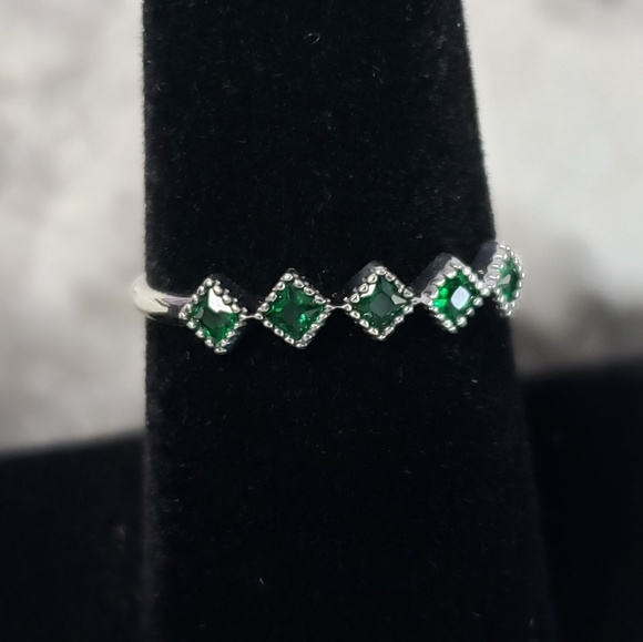 925 Silver Square Emerald Colored Stackable Gift - Picture 2 of 9